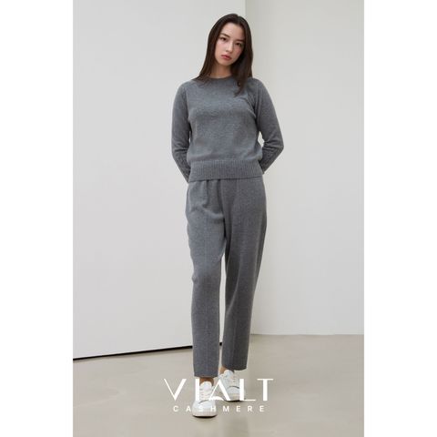 비알트(VIALT) 캐시미어100 니트 배기팬츠