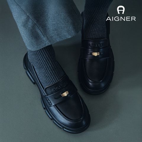 아이그너 여성 청키 양가죽 페니 로퍼