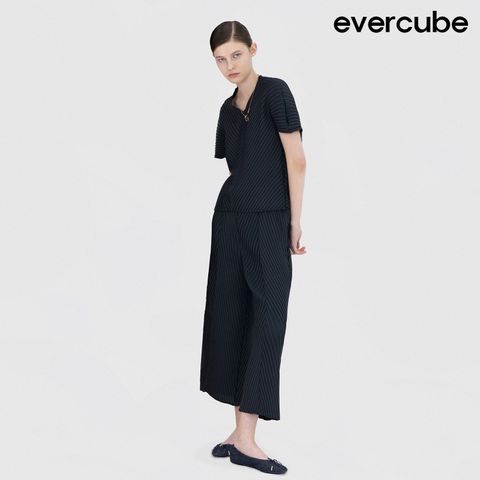 [런칭가199000원]에바큐브 25SS 믹스 플리츠 사선 팬츠