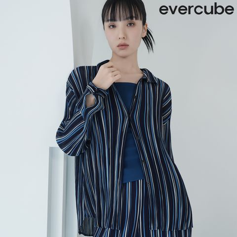 에바큐브 26SS 쉬폰플리츠 스트라이프 셔츠
