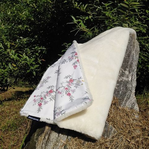 울캠프 헤리티지 양털담요