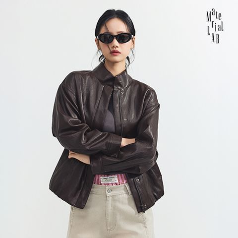 머티리얼랩 26SS 여성 퍼널넥 FAUX 레더 코쿤 자켓