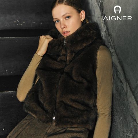 [방송중에만 4만원 세일] 아이그너 25FW FAUX FUR 패딩 베스트