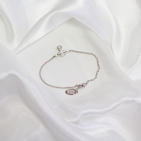 (비비안웨스트우드) 시모네타 바스 릴리프 팔찌 실버(6102017602)