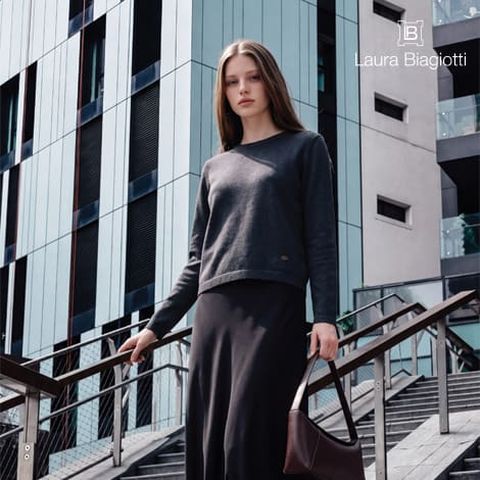 라우라비아조티 26FW 울블렌디드 클래식 풀오버 2종