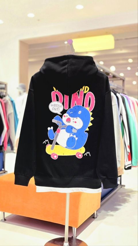 [현대백화점] 더블제이디 (남녀공용) 킥보드 아기공룡 다이노 오버핏 후드티셔츠 JGZZ30107(BK) +할인쿠폰