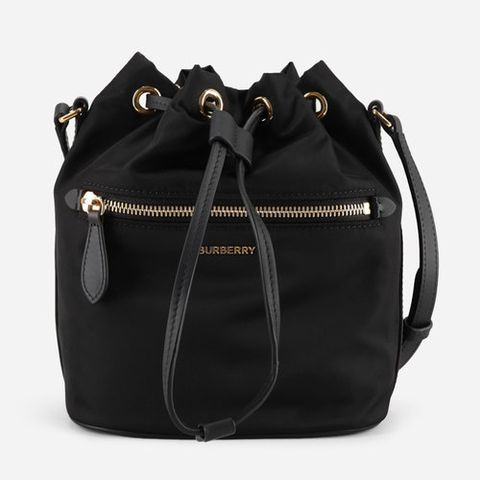 (최초공개)[버버리] LS 나일론 버킷백 (81092671)
