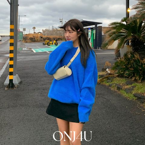 여자 앙고라 라운드 니트 코발트블루 오버핏 니트, 블루, Free