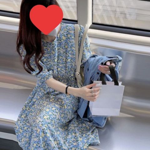 여성 봄 여름 페미닌 플라워 하늘하늘 반팔 원피스