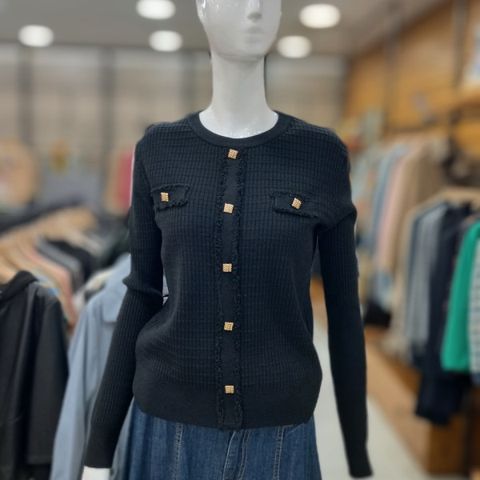 여성 단추 장식 라운드 니트