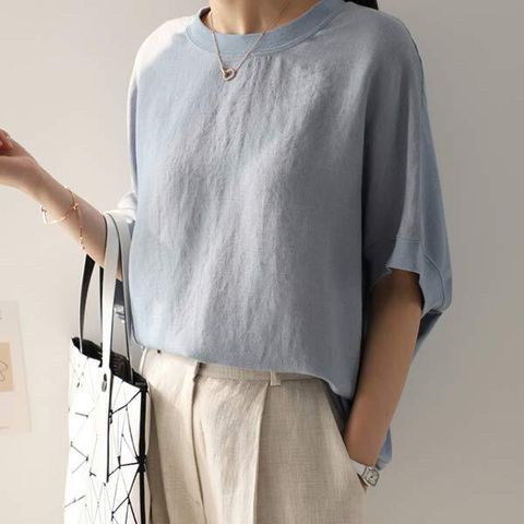 cona 뮤즈 배색티