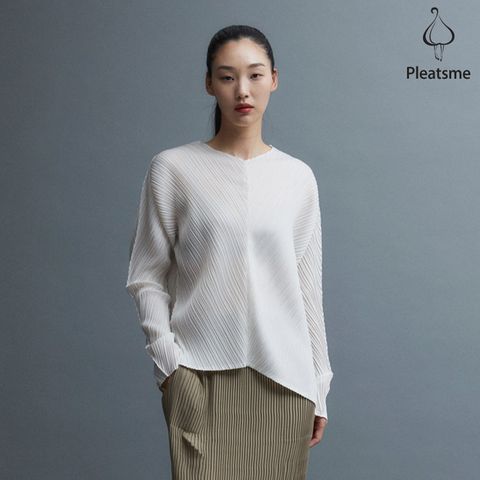 [최초가 198000원] V넥 사선 폴딩 롱 슬리브 티셔츠_EPTSF124002