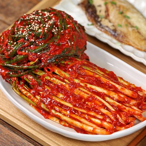 셰프애찬 매콤 알싸한 국산 파김치 2kg+500g/팩