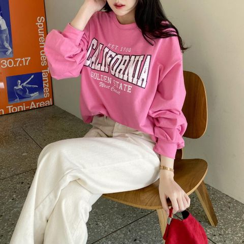여자 봄 핑크 라운드넥 빈티지 레터링 루즈핏 맨투맨