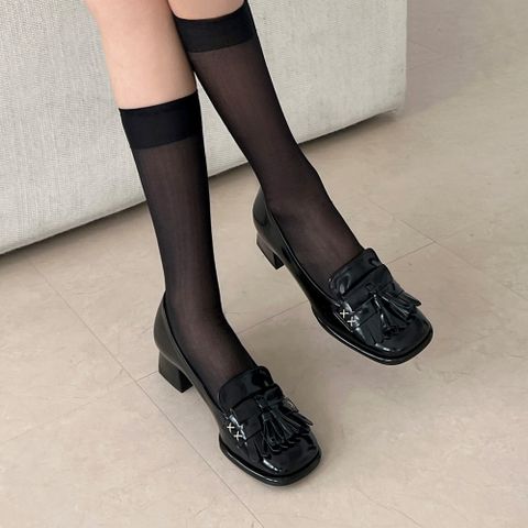 로드린 테슬장식 프리미엄 발편한 미들통굽 펌프스 미들힐 여성구두 4cm