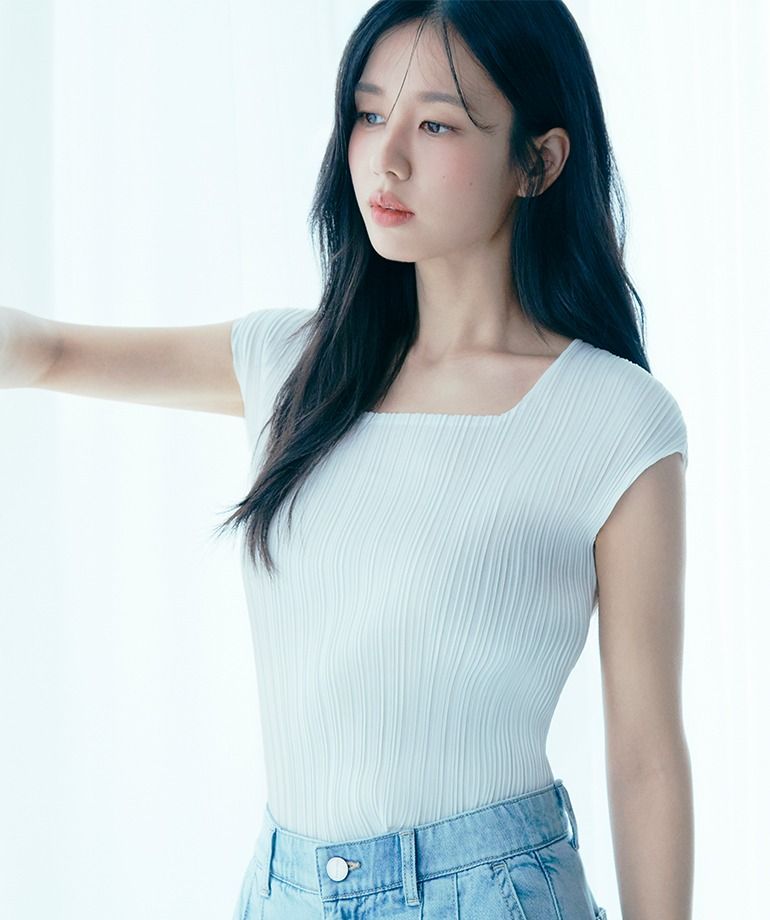 [최초가69,900]X요이츠 26SS 플리츠 스퀘어캡소매 2종