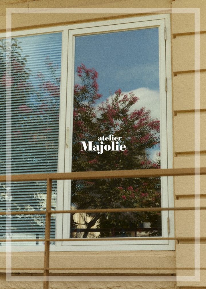 아뜰리에마졸리 헝가리구스 판초다운 1종 [런칭 가격 129,900원]