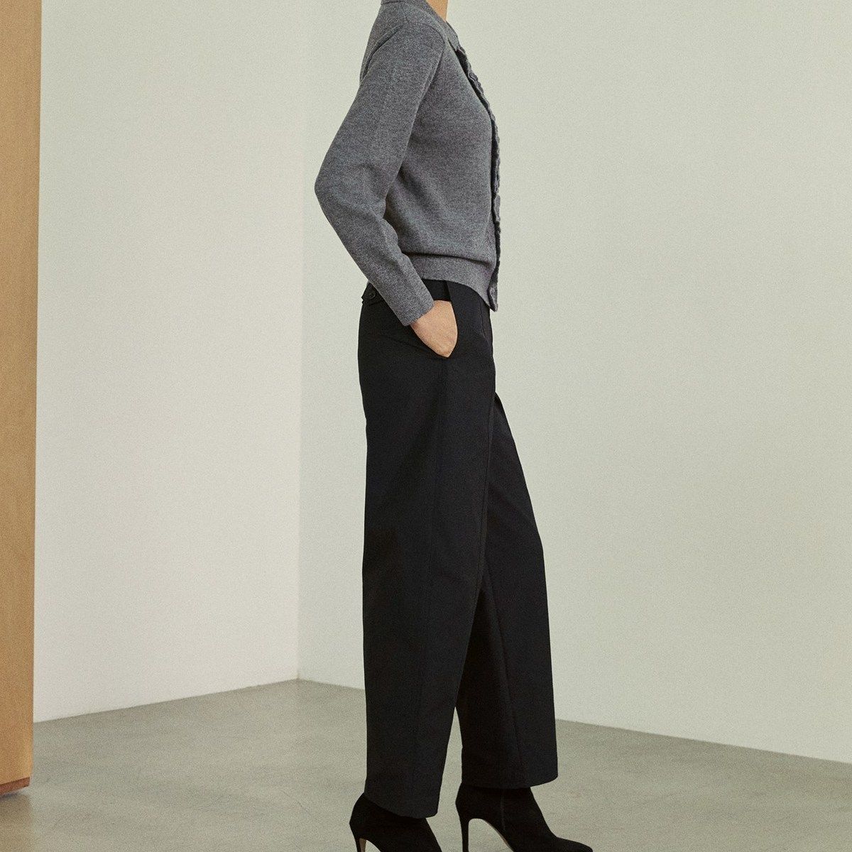제이슨우 26FW NEW Kaelin 어텀 세미 벌룬 크롭 팬츠 3종