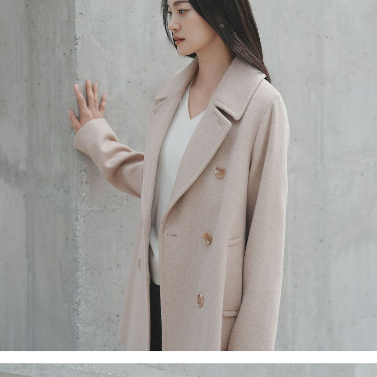 모르간 26FW 스탠딩 울 하프코트