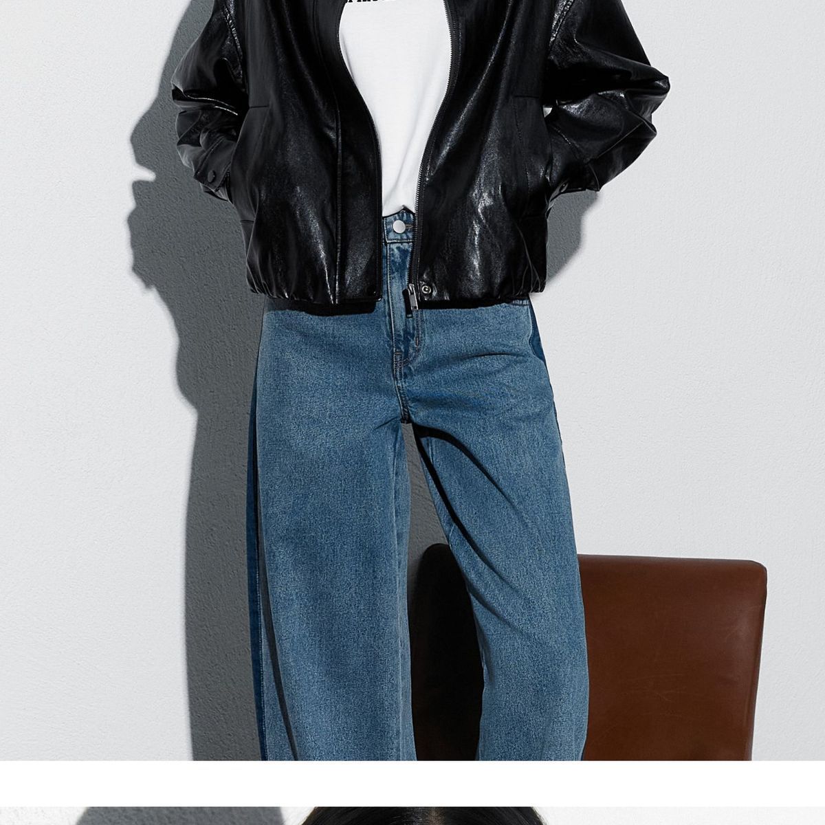 코어 어센틱 26FW 하이넥 FAUX 레더 블루종