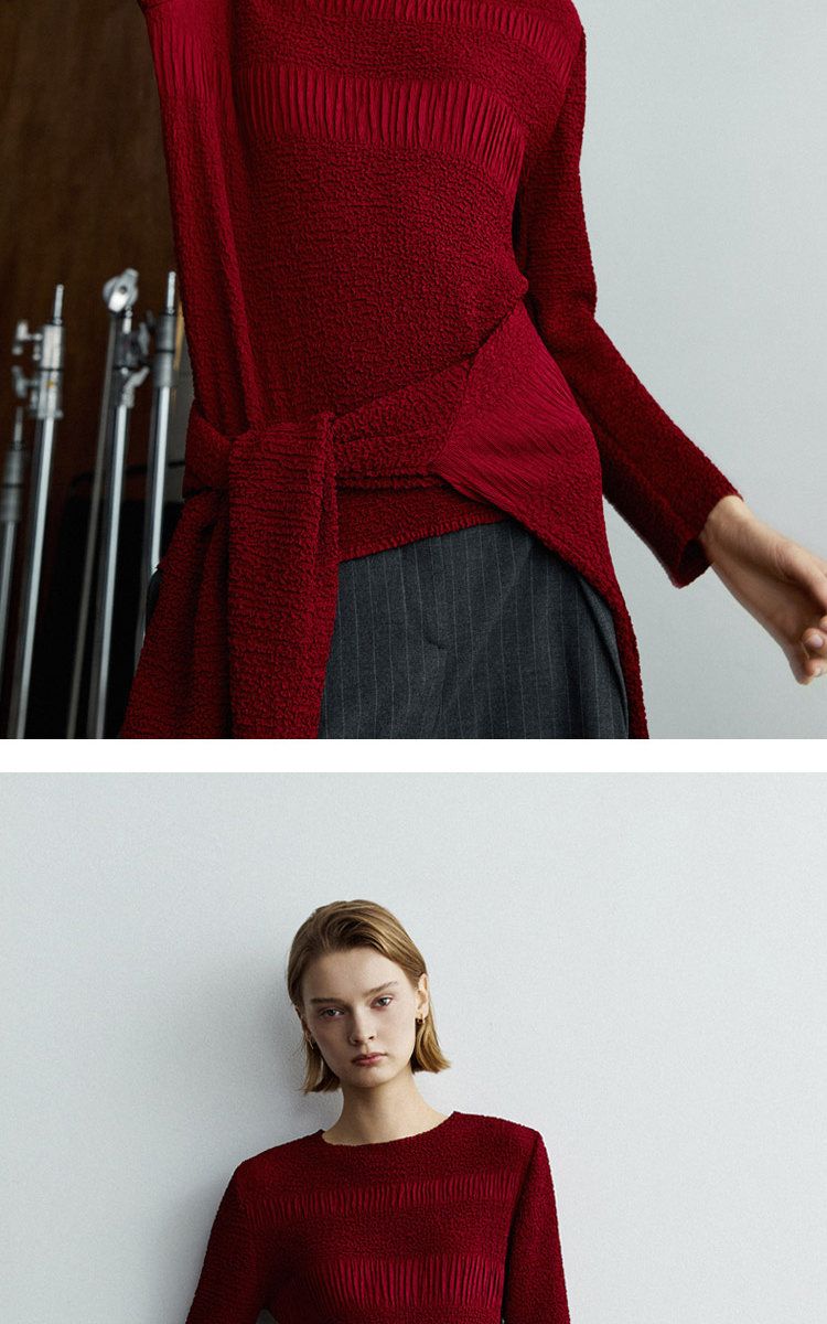 라플리 26FW 플로우 자수 블라우스