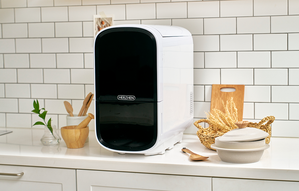 헤르젠 쌀냉장고 AI CARE+ 블랙 11KG
