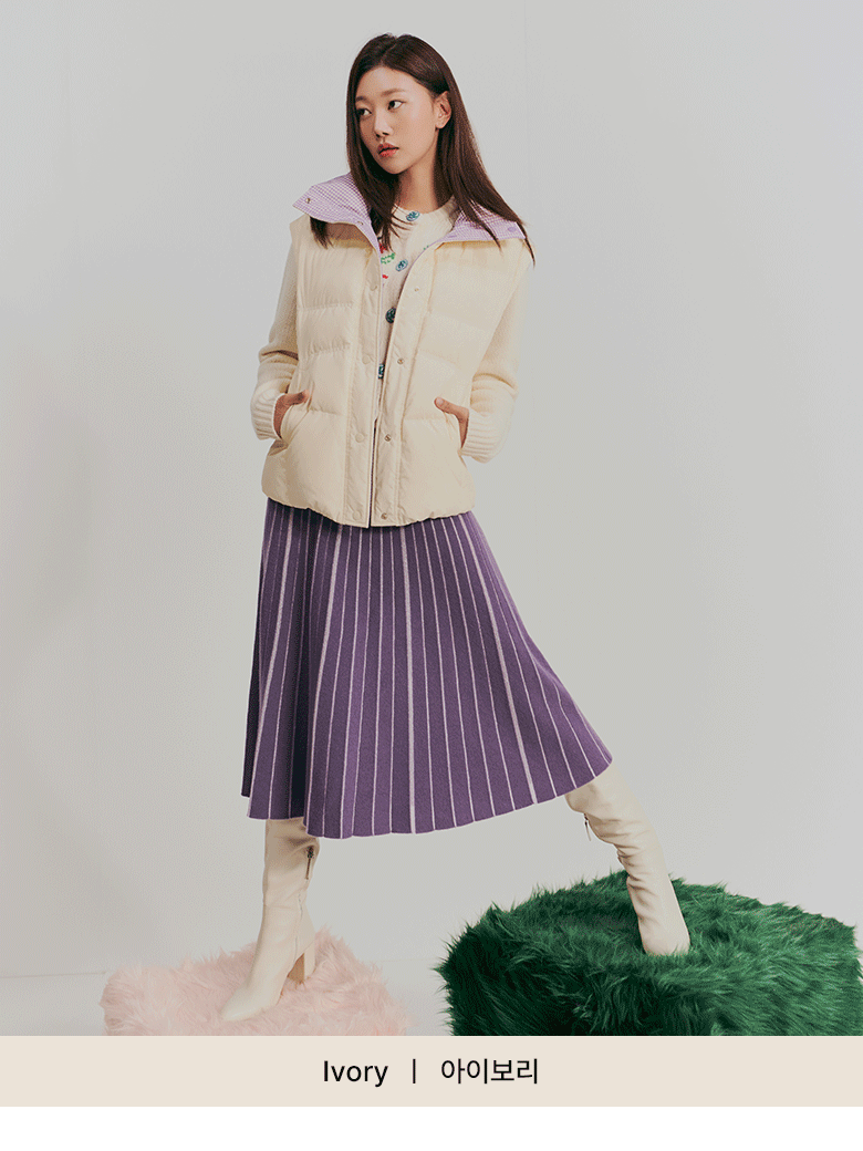  (런칭가 99,000원) 23FW 리버시블 프린트 헝가리 구스 베스트